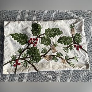 Pottery Barn Holiday Berry pillow cover cushion cotton embroidered 16x26